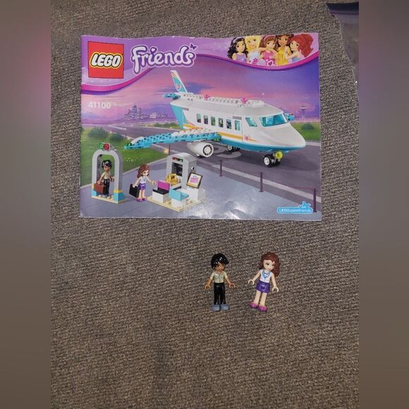 Lego Friends Heartlake Private Jet 41100, 230 pieces, ages 6-12 have book,no box - Picture 4 of 5